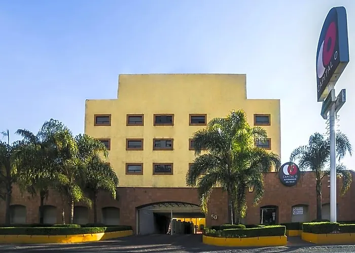 Capital O Autoparador Del Valle Hotel 3*